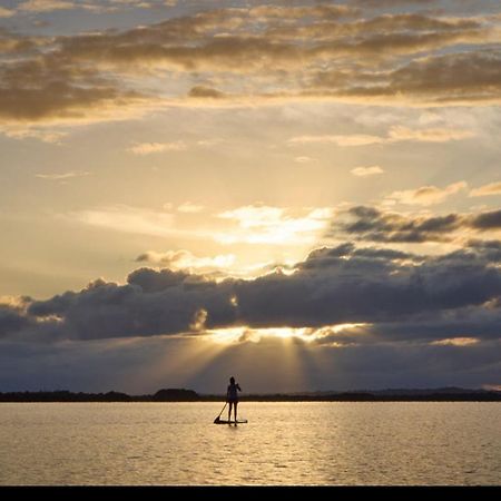 ボカス・タウン Dolphin Bay Hideaway Bed & Breakfast エクステリア 写真